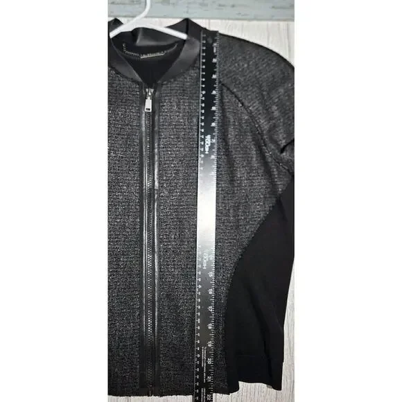 Elie Tahari Sandie Cropped Zip-Front Tweed Jacket MEDIUM MSRP: $398.00 MOTO PUNK - Picture 10 of 11